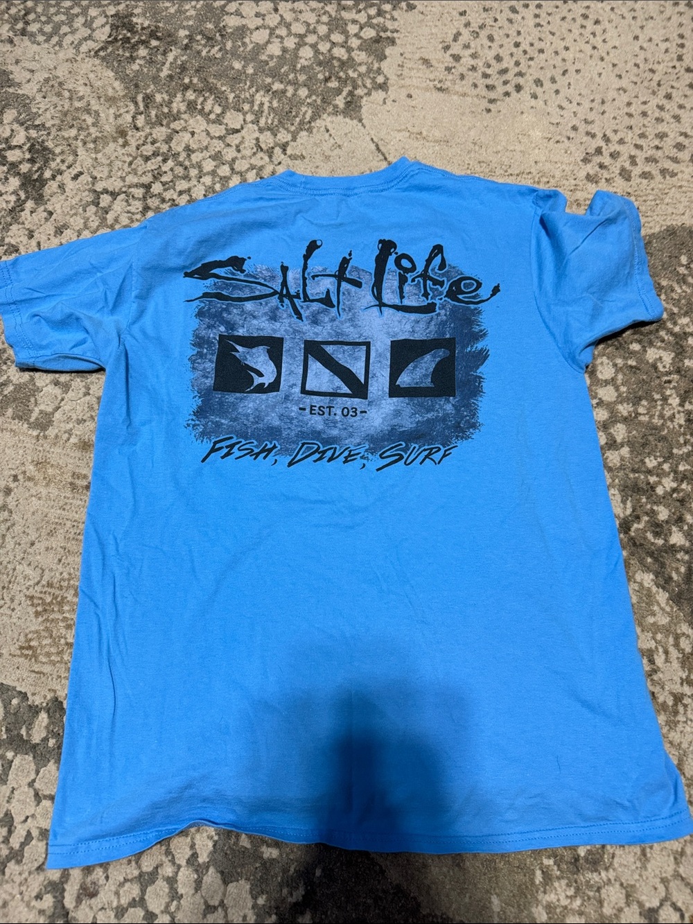 Women's Graphic Tees Lot - size M - Picture 3 of 7